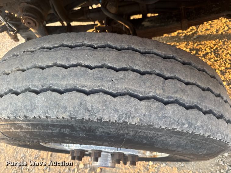 image for item DW6628 2010 International 7500 WorkStar dump truck