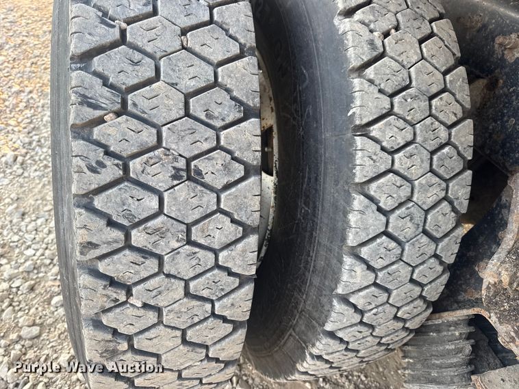 image for item DW6628 2010 International 7500 WorkStar dump truck