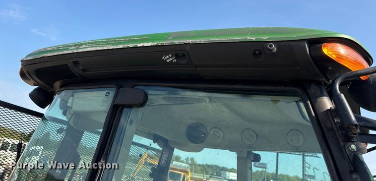 image for item DW6631 2010 John Deere 6115D tractor