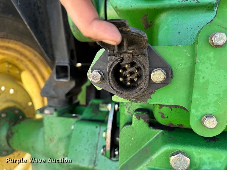 image for item DW6631 2010 John Deere 6115D tractor