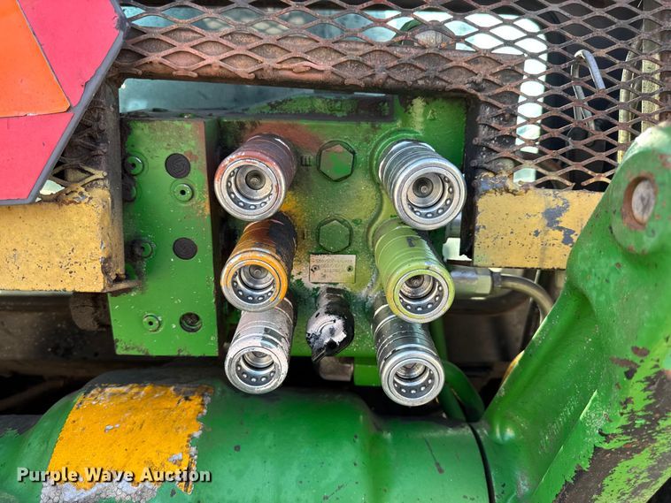 image for item DW6631 2010 John Deere 6115D tractor