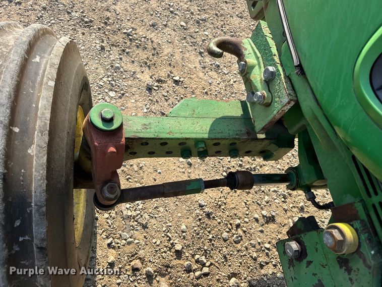 image for item DW6631 2010 John Deere 6115D tractor