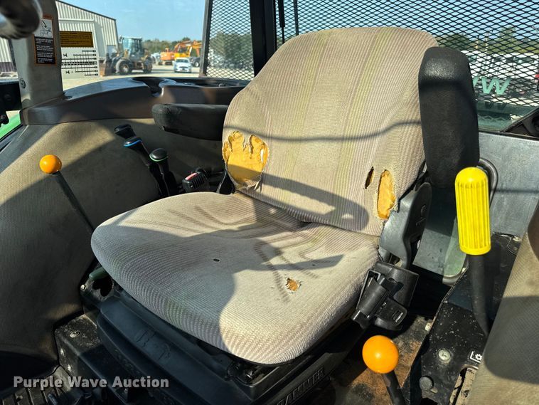 image for item DW6631 2010 John Deere 6115D tractor