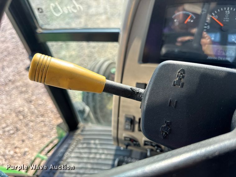 image for item DW6631 2010 John Deere 6115D tractor