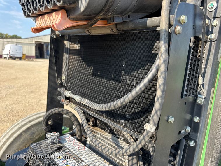 image for item DW6631 2010 John Deere 6115D tractor