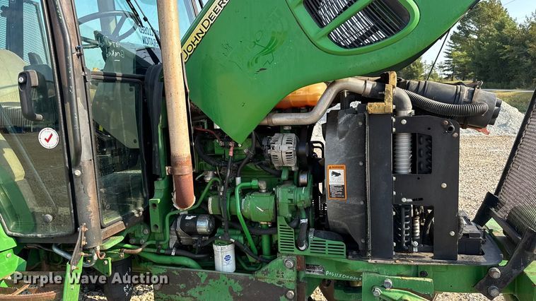 image for item DW6631 2010 John Deere 6115D tractor