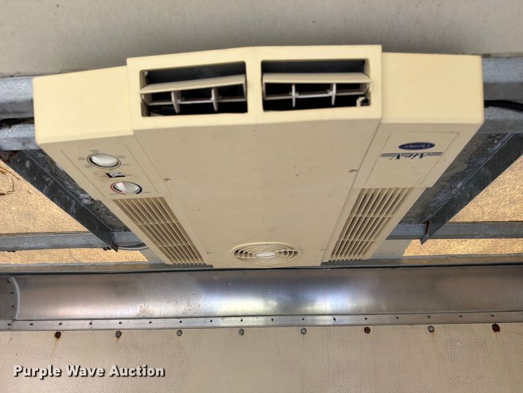 image for item DX5814 2004 GMC Savana utility van