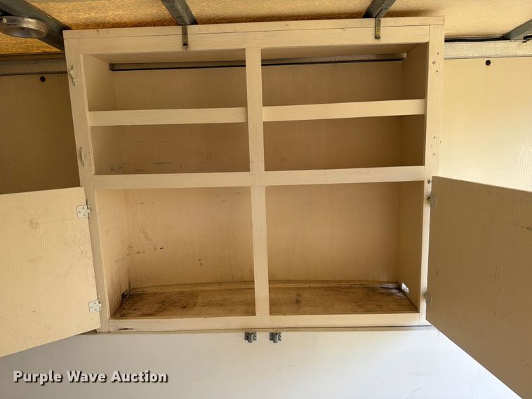 image for item DX5814 2004 GMC Savana utility van