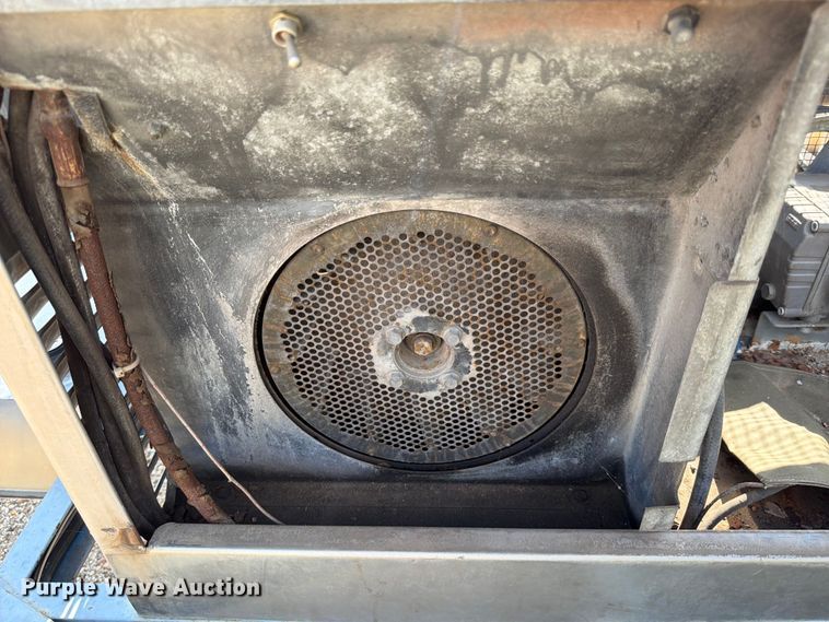 image for item DX5816 Hydro Engineering HE 5/3000GHOTT pressure washer