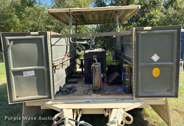 image for item DX5817 Miller Trailblazer 302 Diesel welder/generator