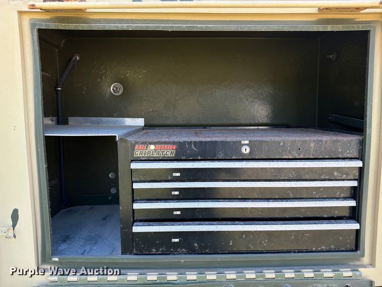 image for item DX5817 Miller Trailblazer 302 Diesel welder/generator