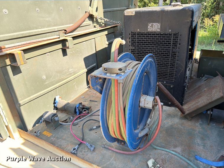 image for item DX5817 Miller Trailblazer 302 Diesel welder/generator