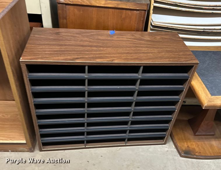 image for item DY0185 Office supplies