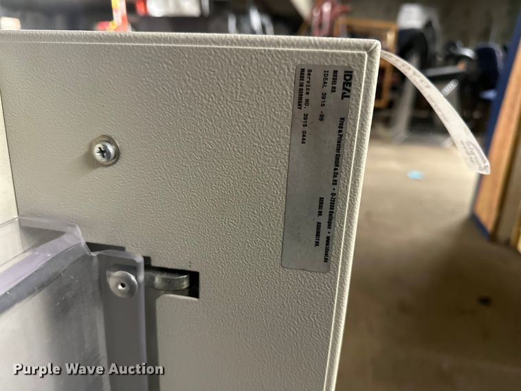 image for item DY0185 Office supplies