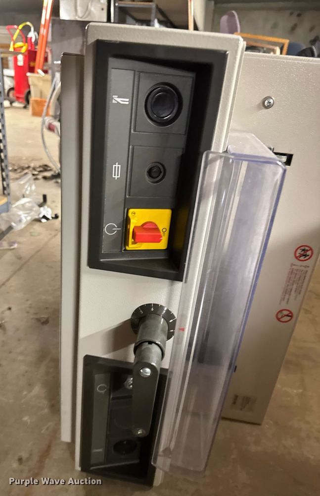 image for item DY0185 Office supplies