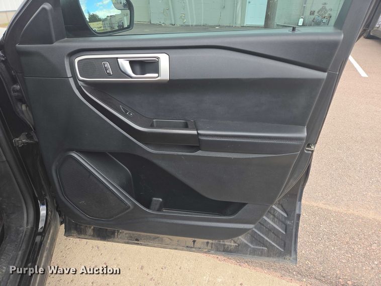 image for item DY1125 2020 Ford Explorer Police Interceptor SUV