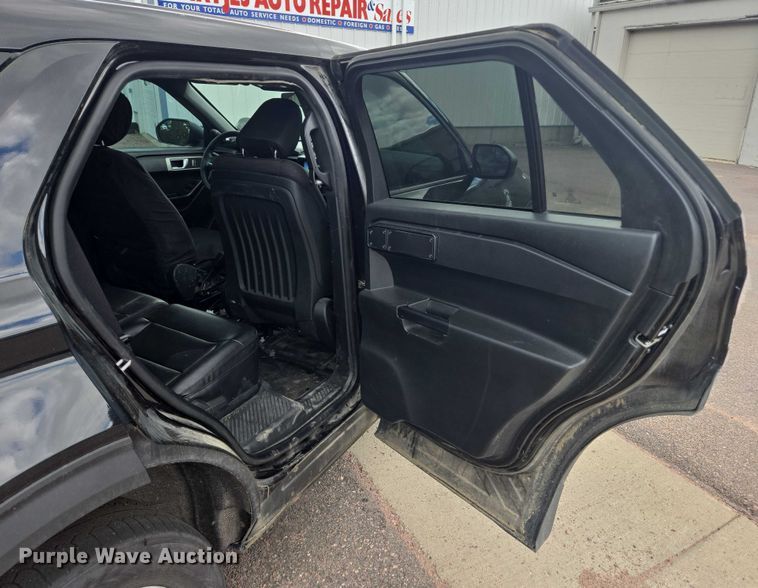 image for item DY1125 2020 Ford Explorer Police Interceptor SUV