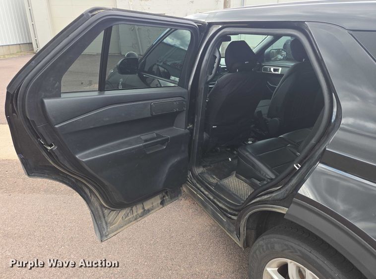 image for item DY1125 2020 Ford Explorer Police Interceptor SUV