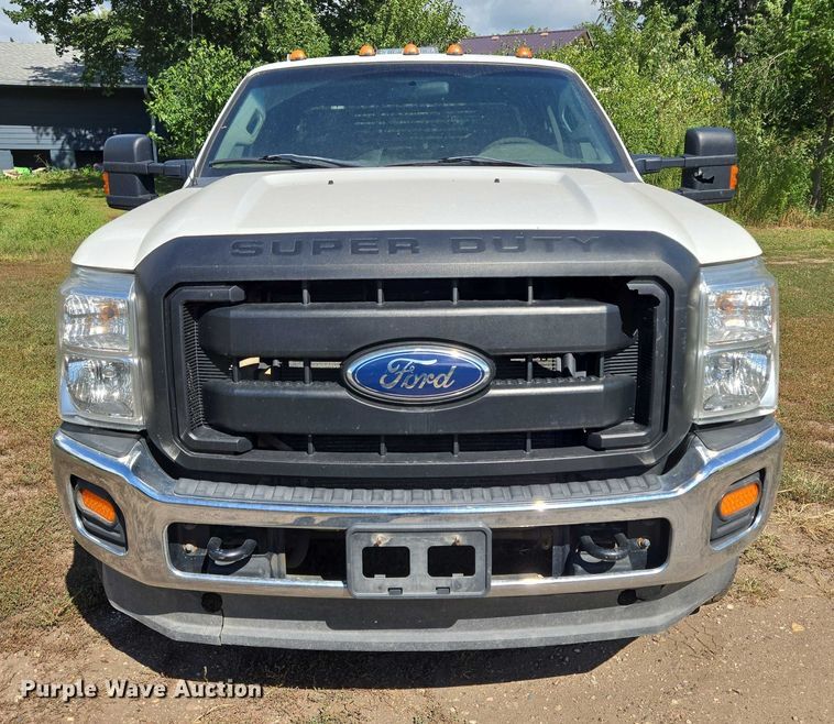 image for item DY1126 2012 Ford F350 Super Duty SuperCab utility bed pickup truck