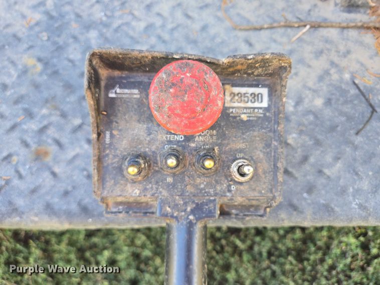 image for item DY1126 2012 Ford F350 Super Duty SuperCab utility bed pickup truck