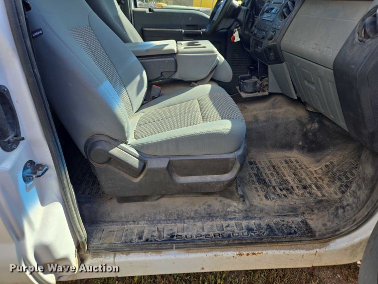 image for item DY1126 2012 Ford F350 Super Duty SuperCab utility bed pickup truck