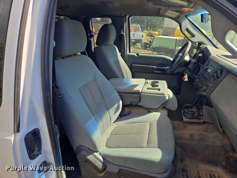 image for item DY1126 2012 Ford F350 Super Duty SuperCab utility bed pickup truck