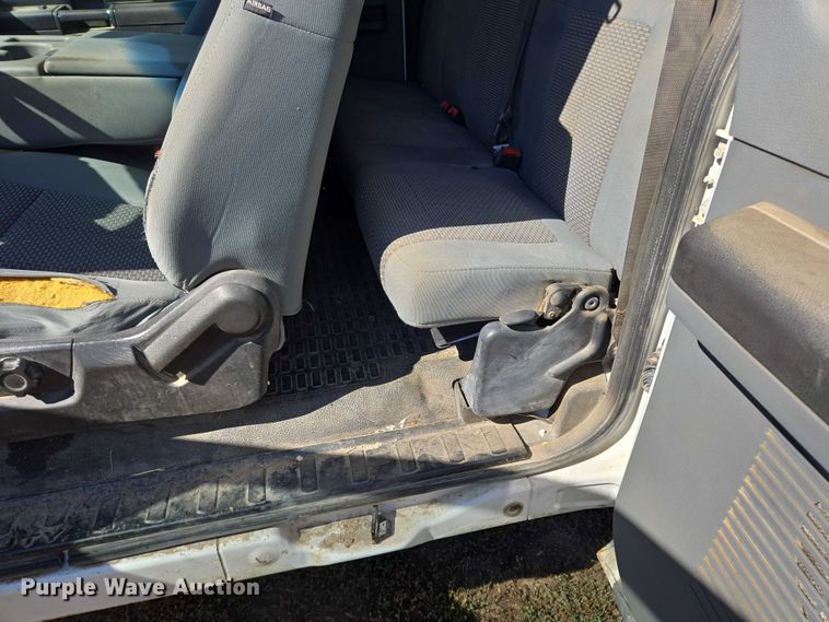 image for item DY1126 2012 Ford F350 Super Duty SuperCab utility bed pickup truck