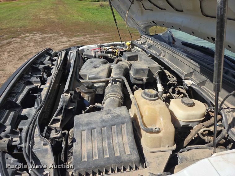 image for item DY1126 2012 Ford F350 Super Duty SuperCab utility bed pickup truck