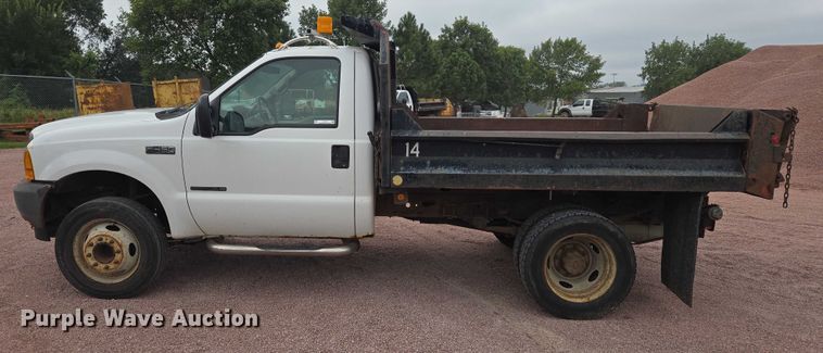 image for item DY1142 2001 Ford F450 Super Duty dump truck