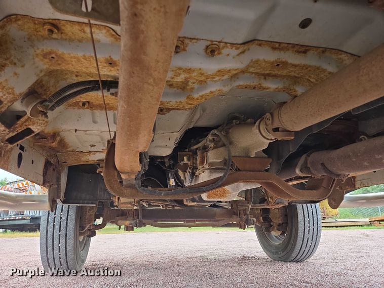 image for item DY1142 2001 Ford F450 Super Duty dump truck