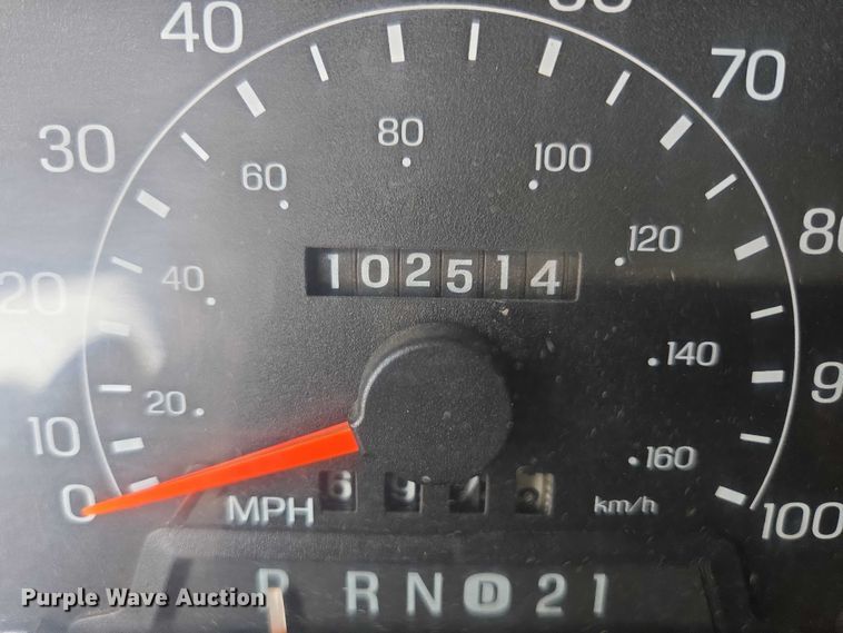 image for item DY1142 2001 Ford F450 Super Duty dump truck