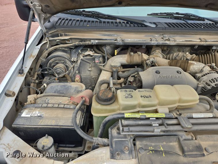 image for item DY1142 2001 Ford F450 Super Duty dump truck