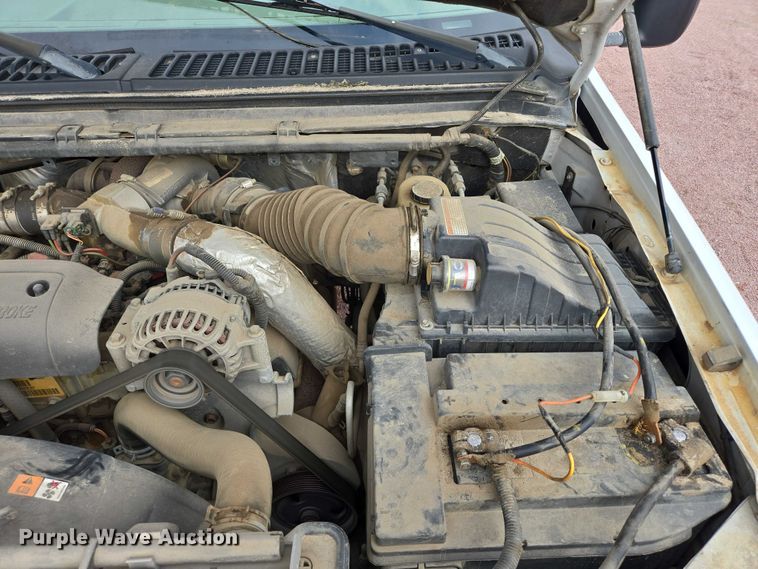 image for item DY1143 2001 Ford F350 Super Duty dump bed pickup truck