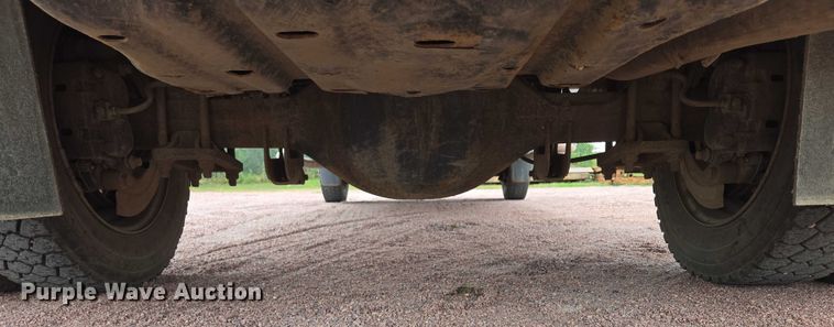 image for item DY1144 2012 Ford F450 Super Duty flatbed truck