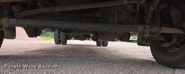 image for item DY1144 2012 Ford F450 Super Duty flatbed truck