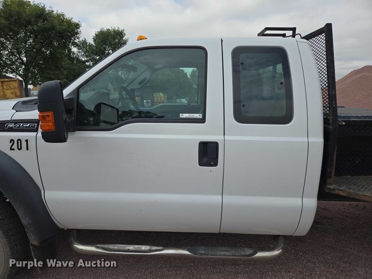 image for item DY1144 2012 Ford F450 Super Duty flatbed truck