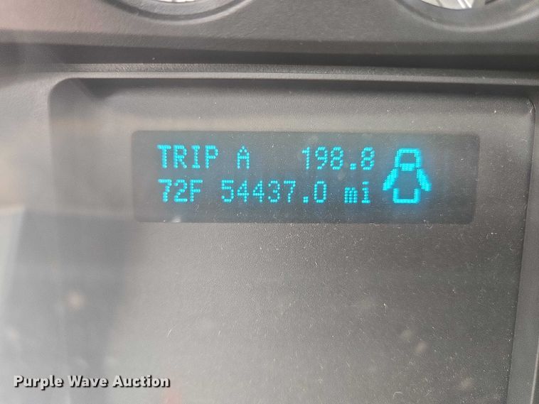 image for item DY1144 2012 Ford F450 Super Duty flatbed truck