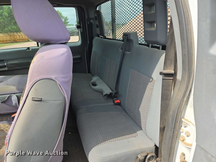 image for item DY1144 2012 Ford F450 Super Duty flatbed truck