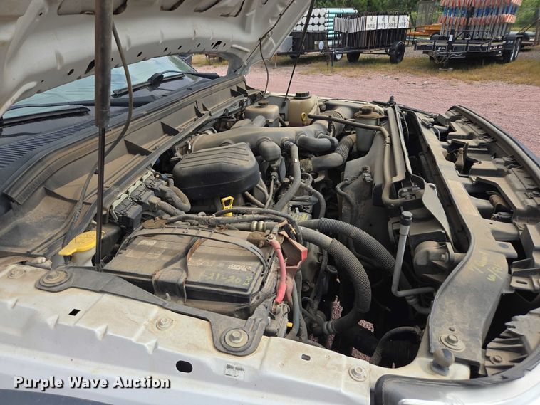 image for item DY1144 2012 Ford F450 Super Duty flatbed truck