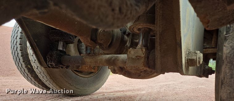 image for item DY1145 2011 Kalmar  Ottawa yard truck