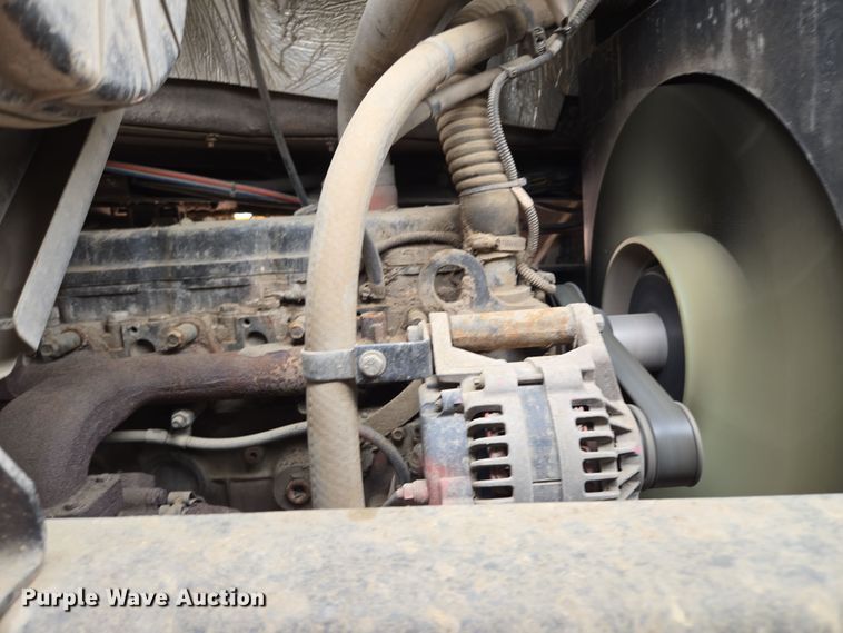 image for item DY1145 2011 Kalmar  Ottawa yard truck