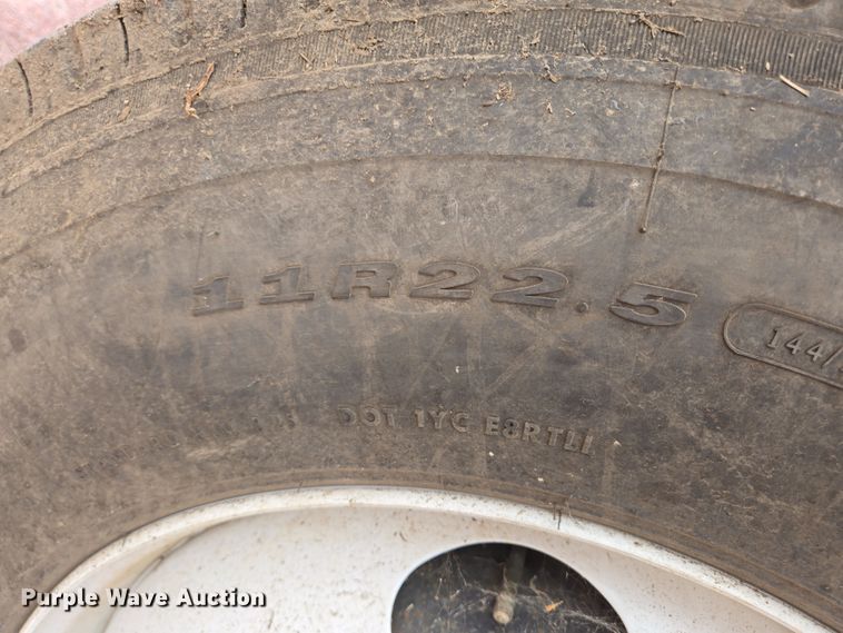 image for item DY1145 2011 Kalmar  Ottawa yard truck