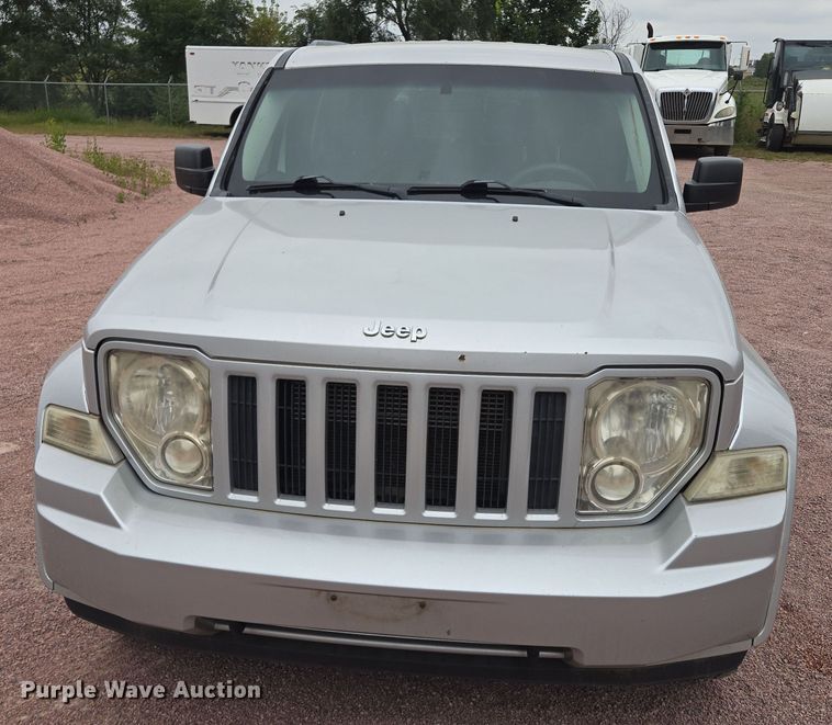 image for item DY1146 2011 Jeep Liberty SUV