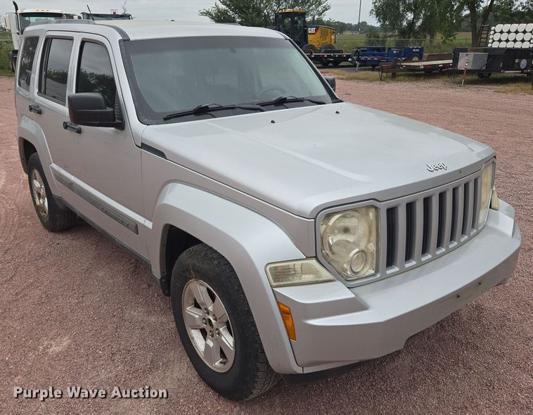 image for item DY1146 2011 Jeep Liberty SUV