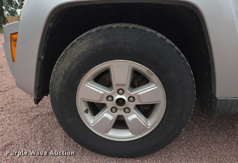 image for item DY1146 2011 Jeep Liberty SUV