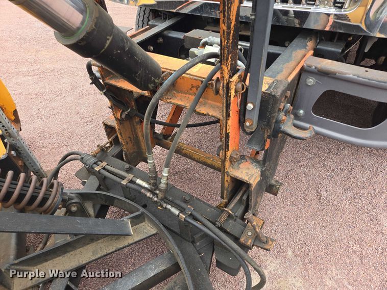 image for item DY1147 2005 International 7400 dump truck