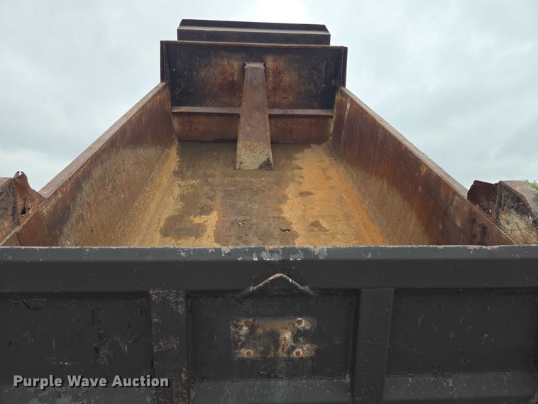 image for item DY1147 2005 International 7400 dump truck