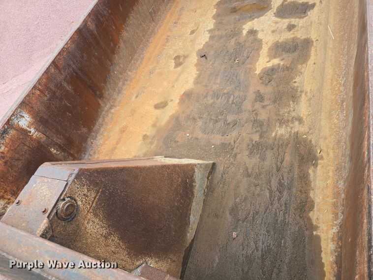 image for item DY1147 2005 International 7400 dump truck