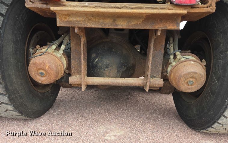 image for item DY1147 2005 International 7400 dump truck