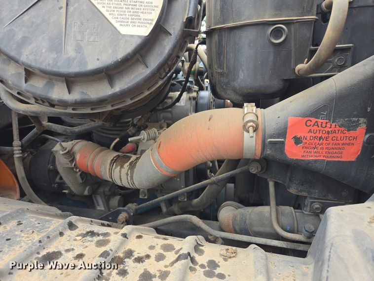 image for item DY1147 2005 International 7400 dump truck